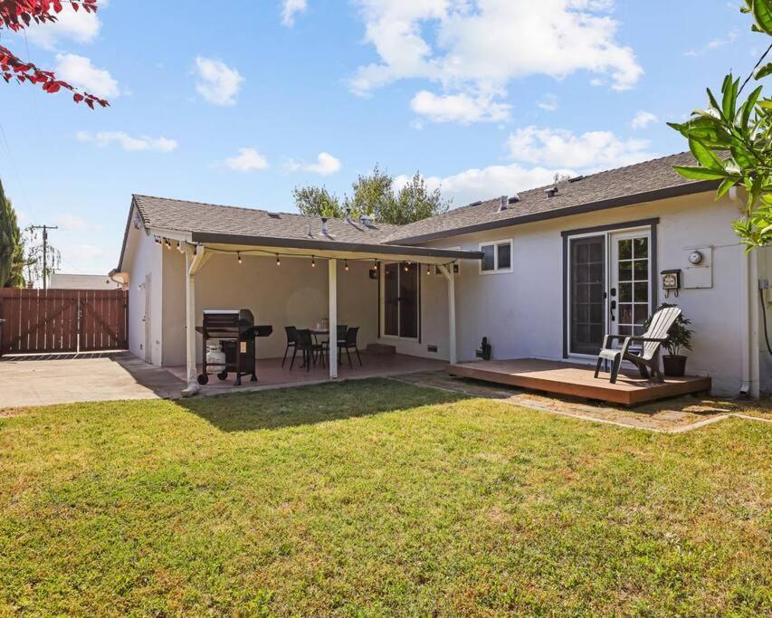 Trinity Escape Entire Home Near Lodi Lake Bagian luar foto